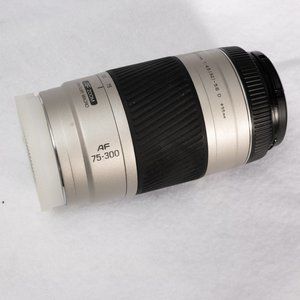 Lens Tele Minolta Af 75-300mm 1:4.5 (32) -5.6 75-300 MM D Silver